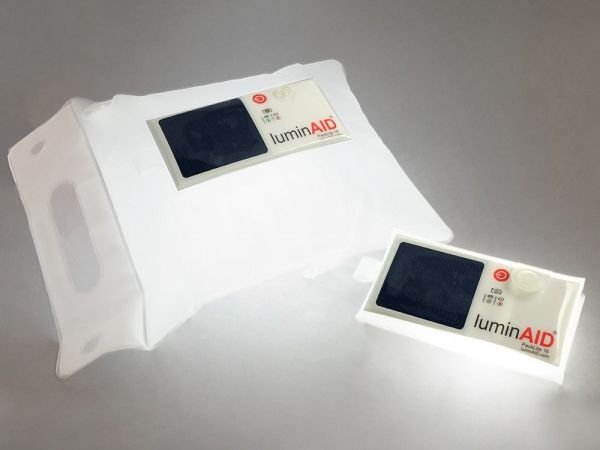PackLite 16 太陽能水陸兩用光援燈袋-泰允創意有限公司