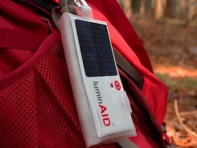 PackLite 16 太陽能水陸兩用光援燈袋-泰允創意有限公司
